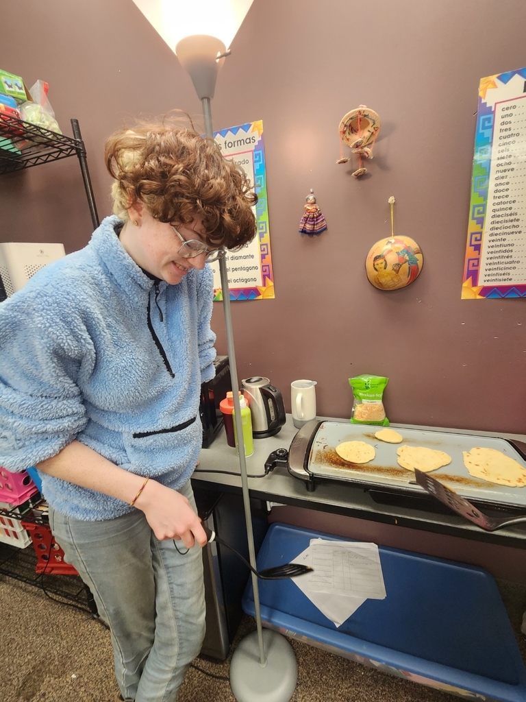 Katherine's Spanish 4 class made tortillas from scratch today and they turned out great!
